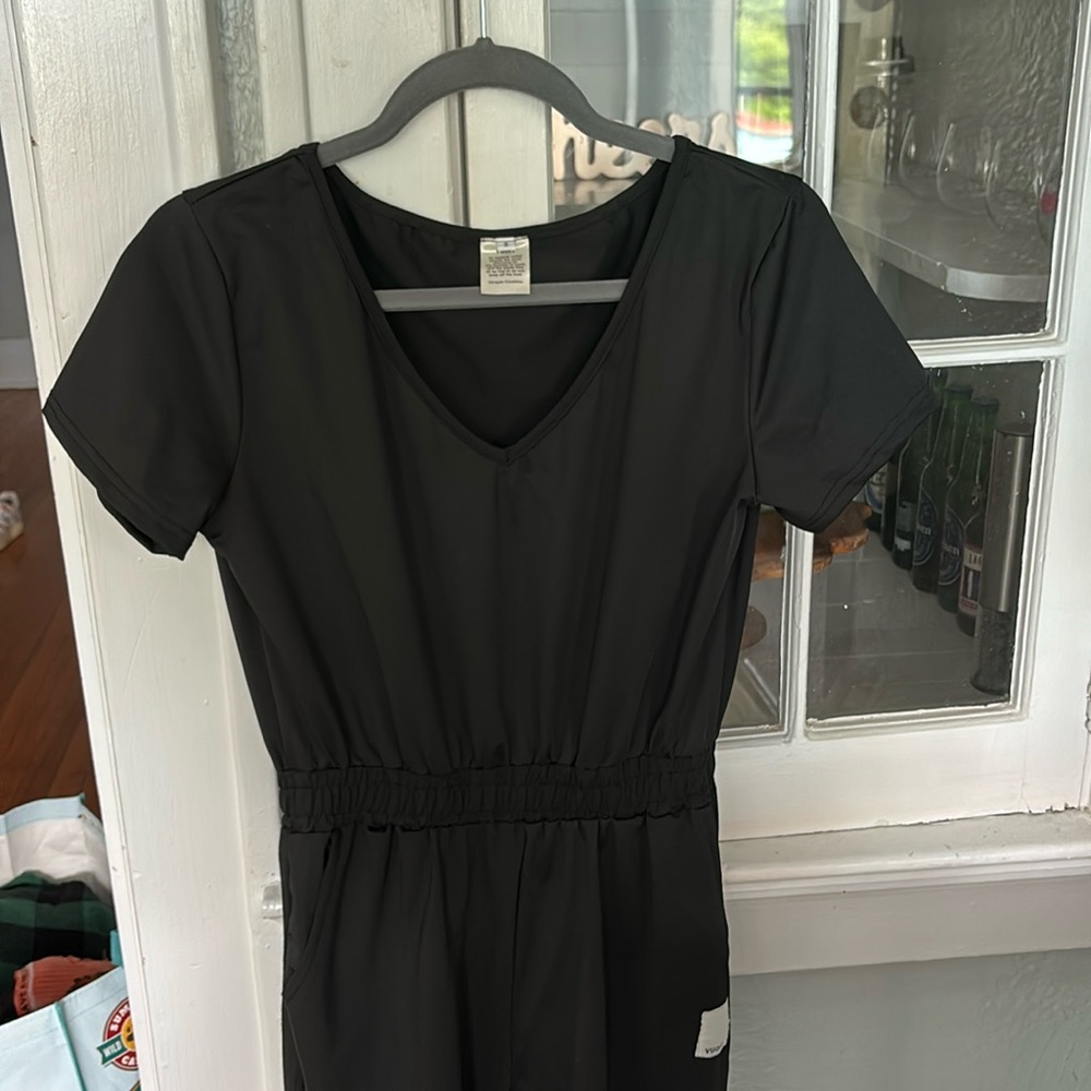 NWOT Women’s Vuori All Day Romper/Jumpsuit